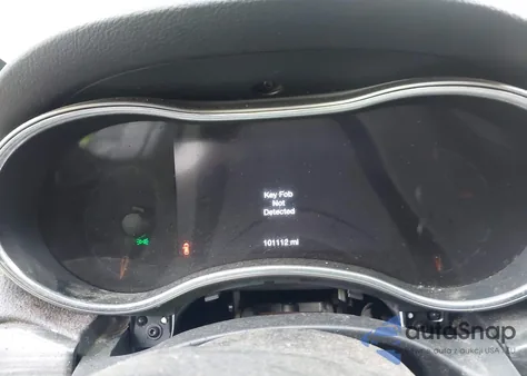 2019 Jeep Grand Cherokee Limited 4X4 z USA, uszkodzony, nr VIN 1C4RJFBG7KC685942